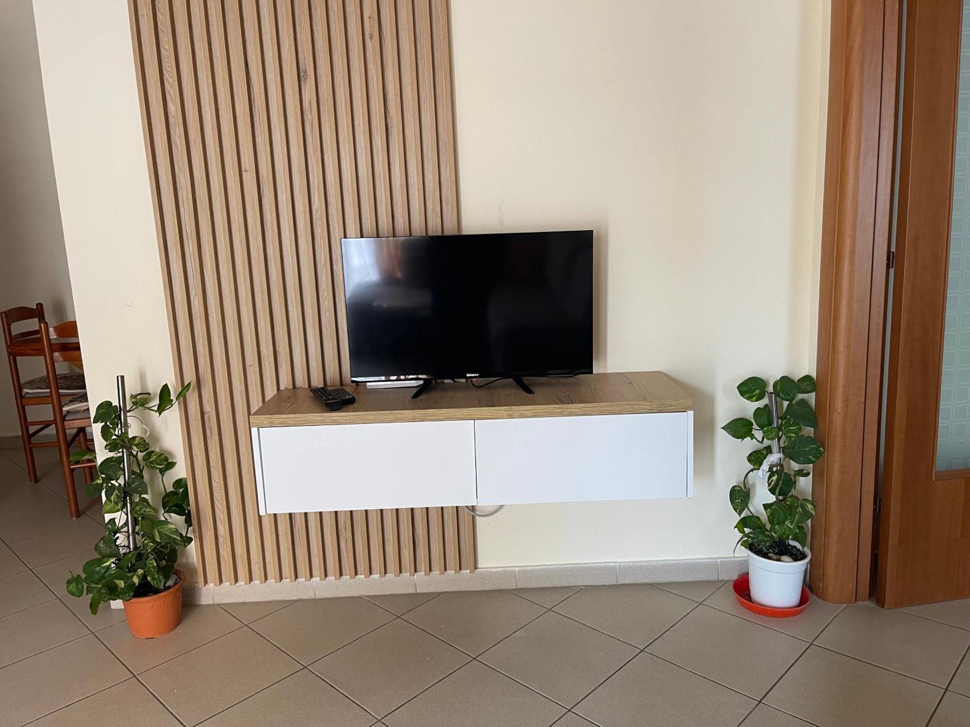 Ioanian Blue Apartament Himare Buitenkant foto